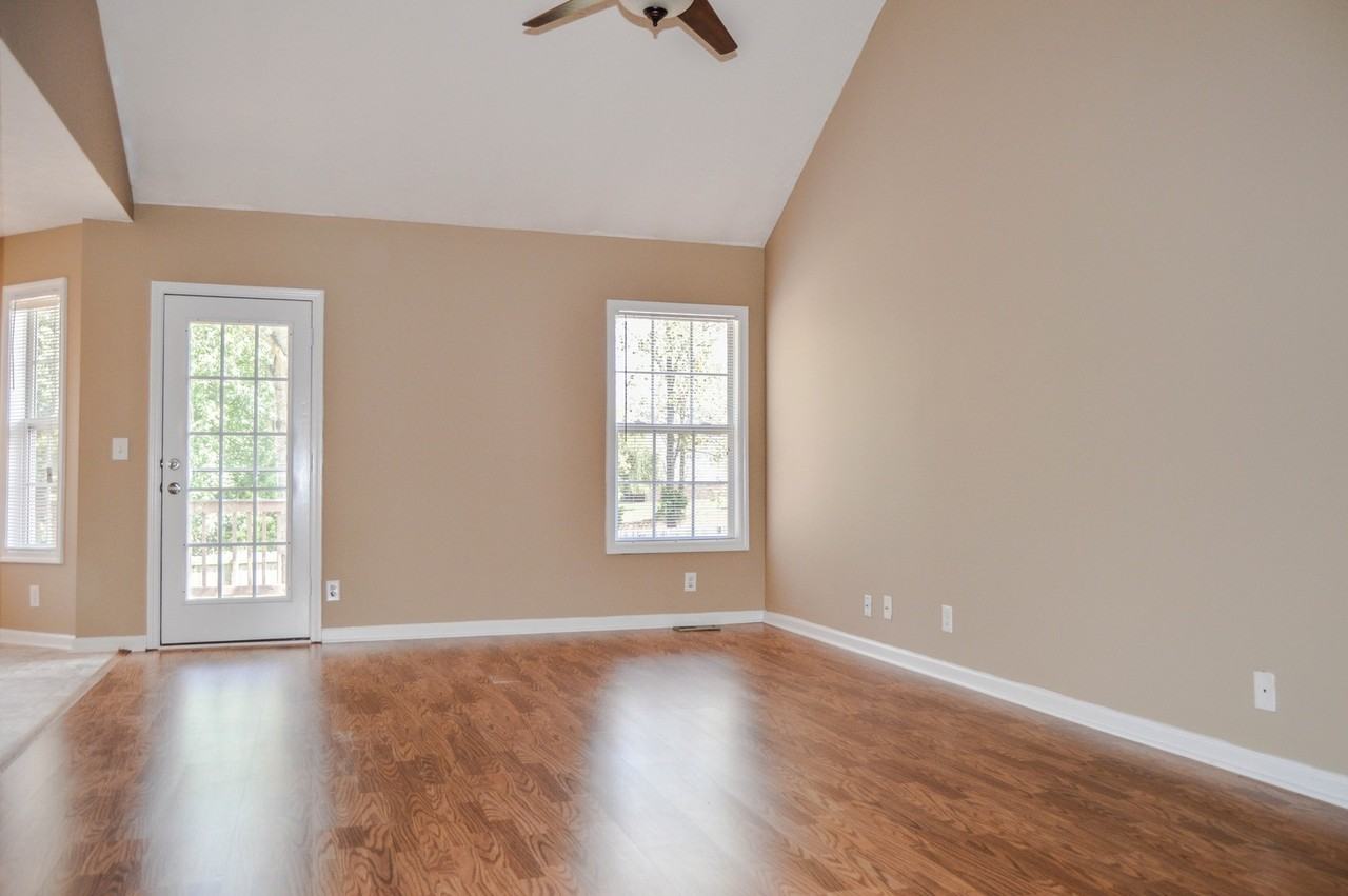 2769 Ridgepole Dr - Photo 2 of 14