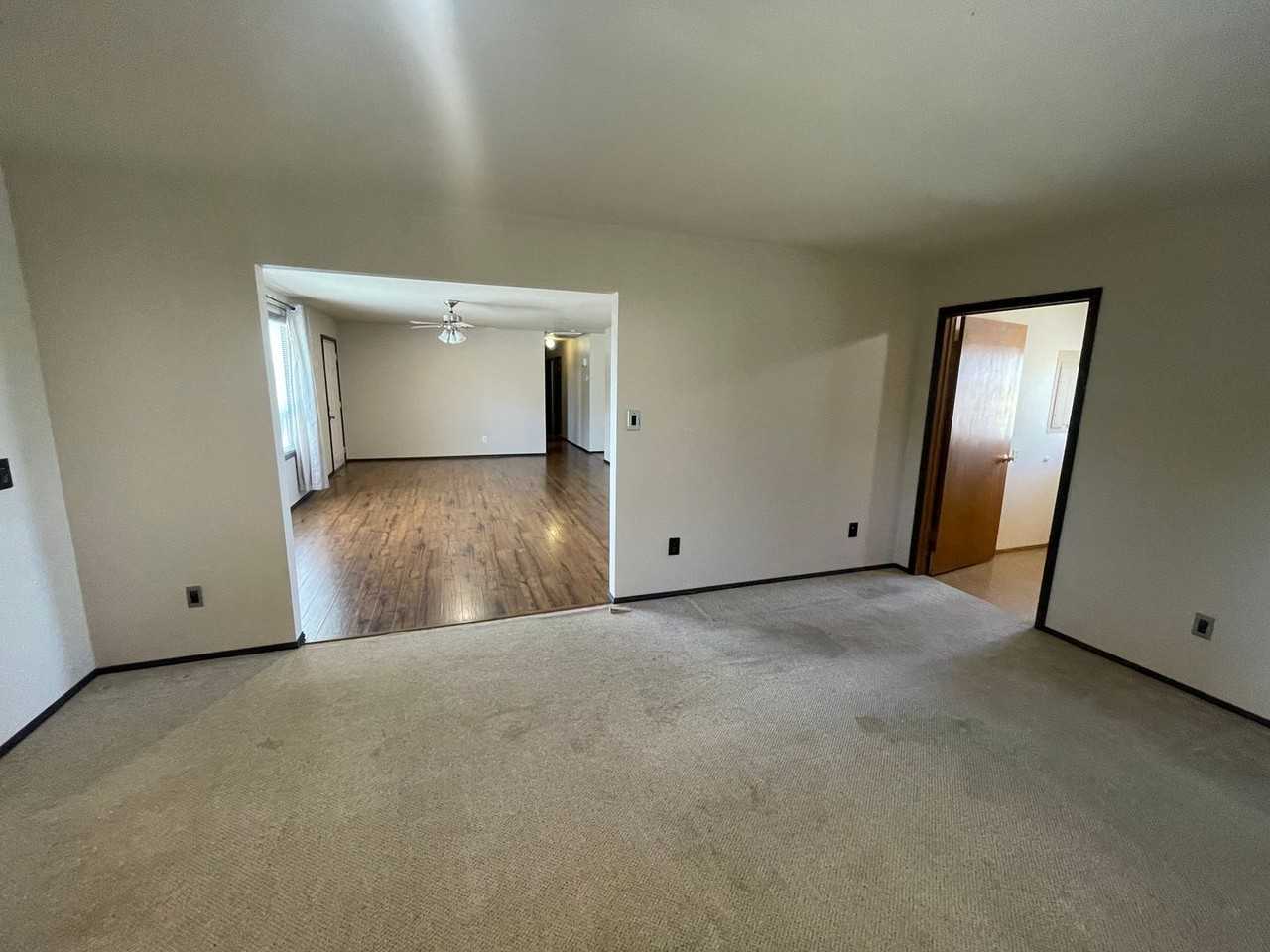 210 W Nelson Rd - Photo 6 of 28