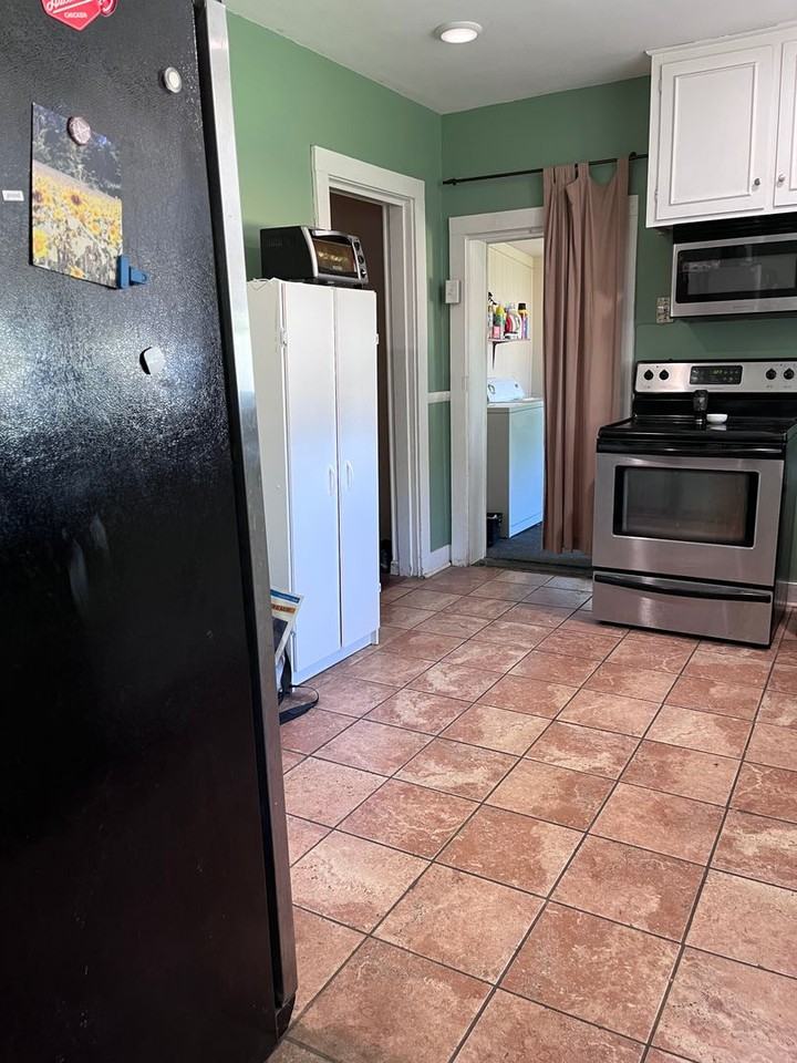 344 Peachtree St - Photo 7 of 17