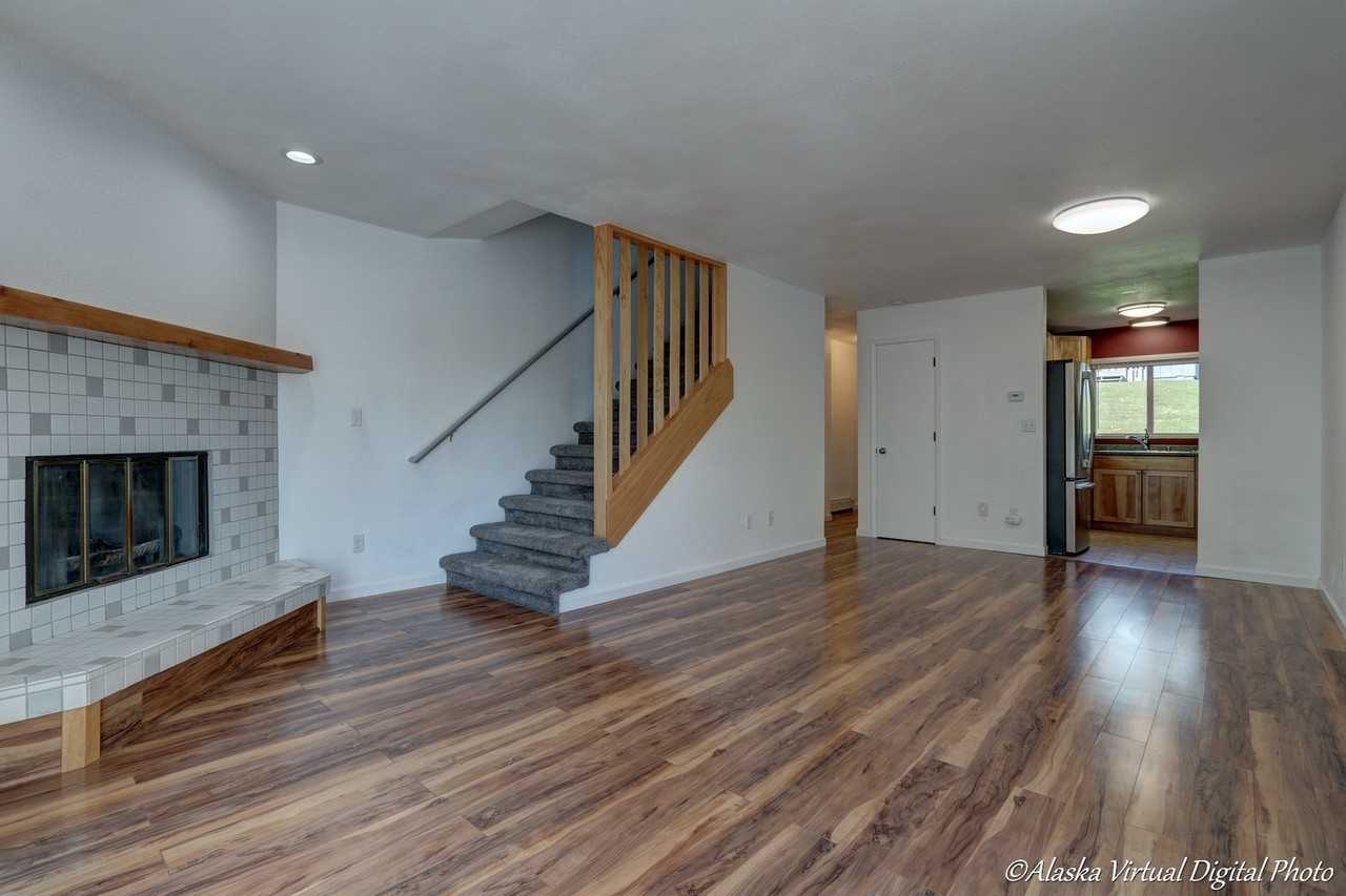 9220 Glenn Haven Dr #8 - Photo 2 of 20