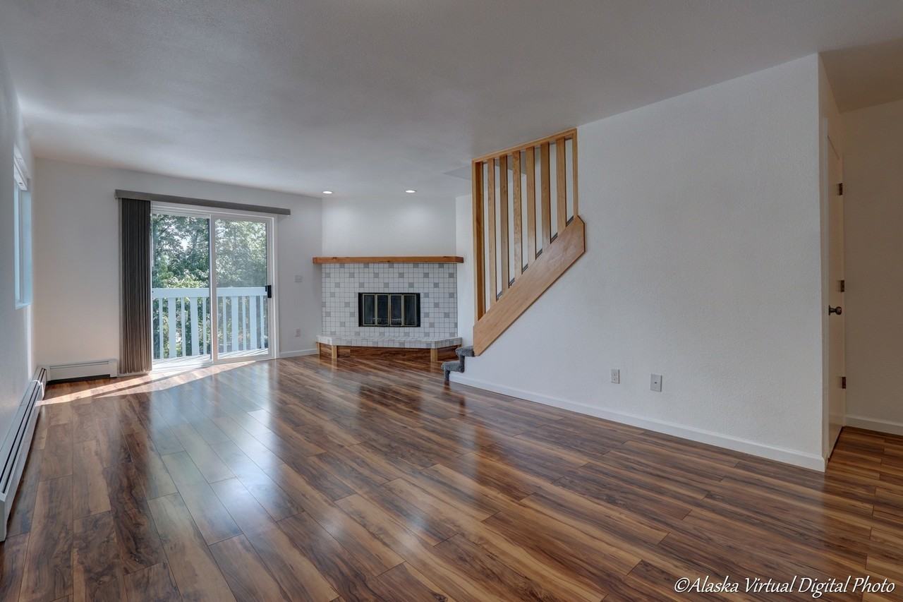 9220 Glenn Haven Dr #8 - Photo 5 of 20