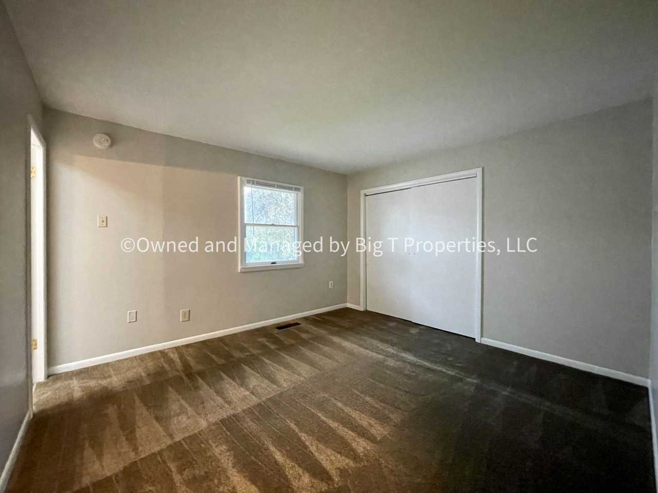 16 Taylor Dr - Photo 5 of 13