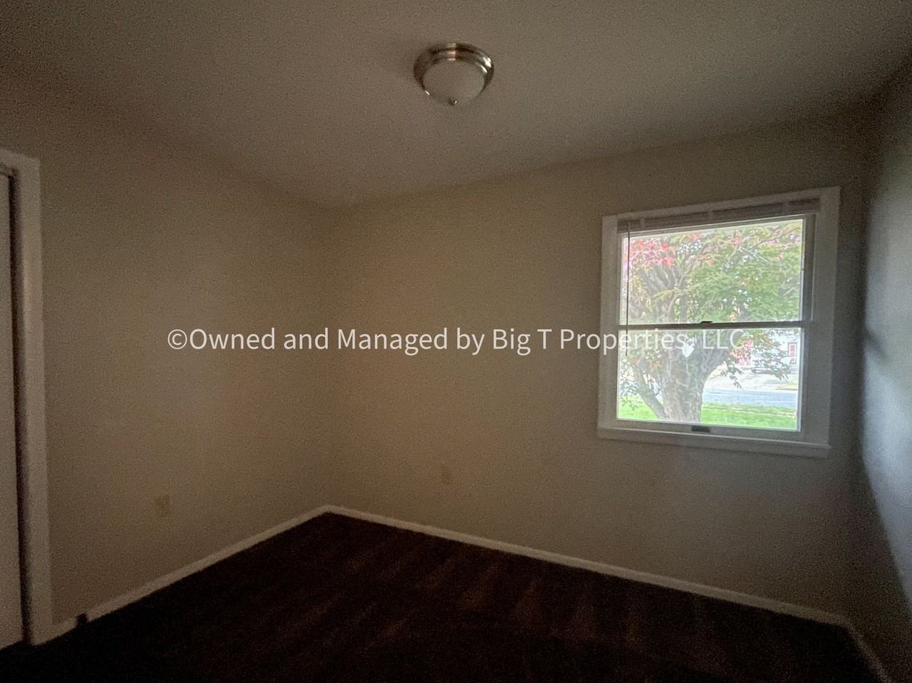 16 Taylor Dr - Photo 7 of 13