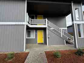 2223 Hawthorne St #C - Photo 1 of 1
