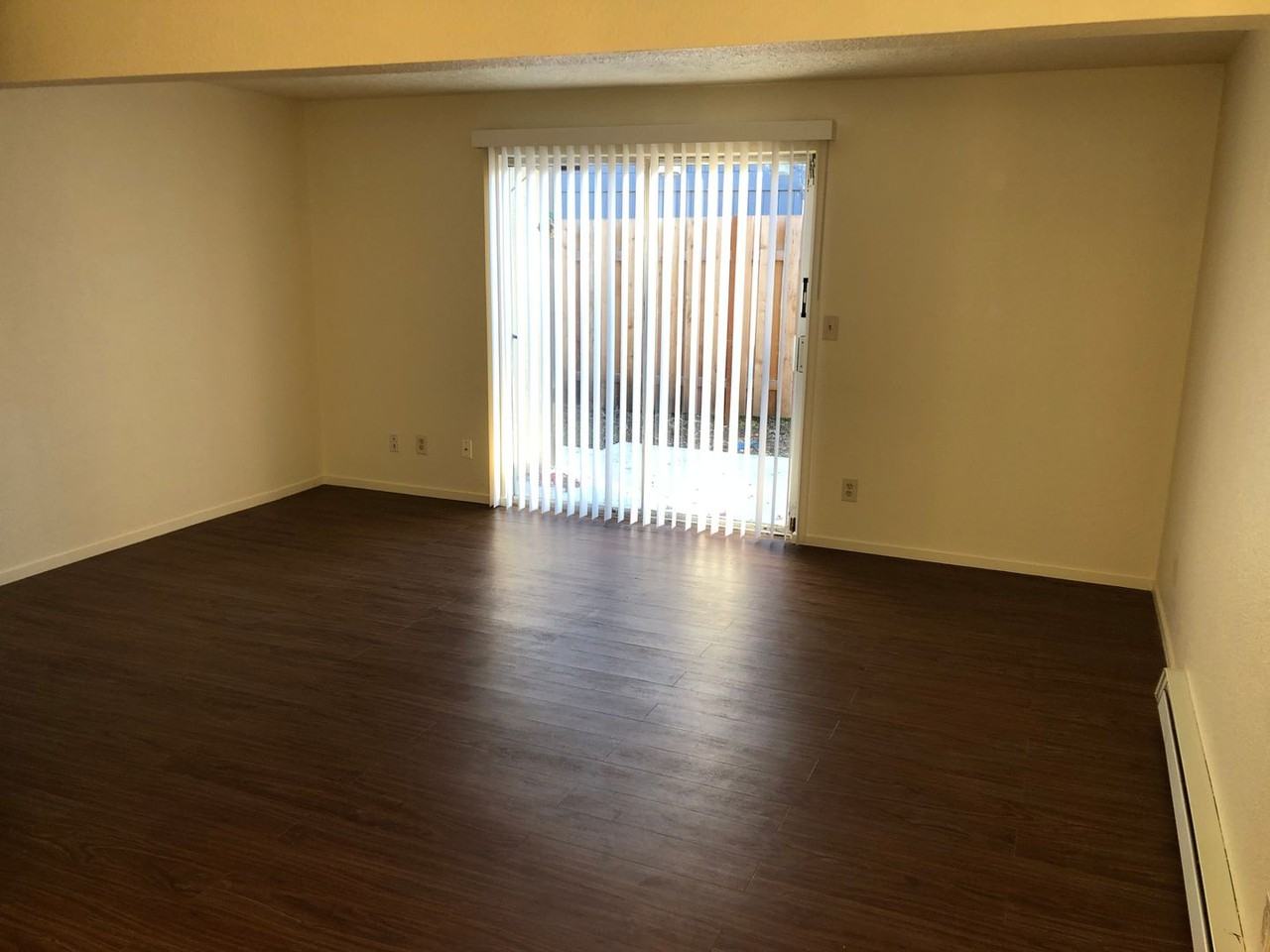 2223 Hawthorne St #C - Photo 4 of 8