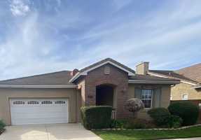 featured image of 2527 Elliott St