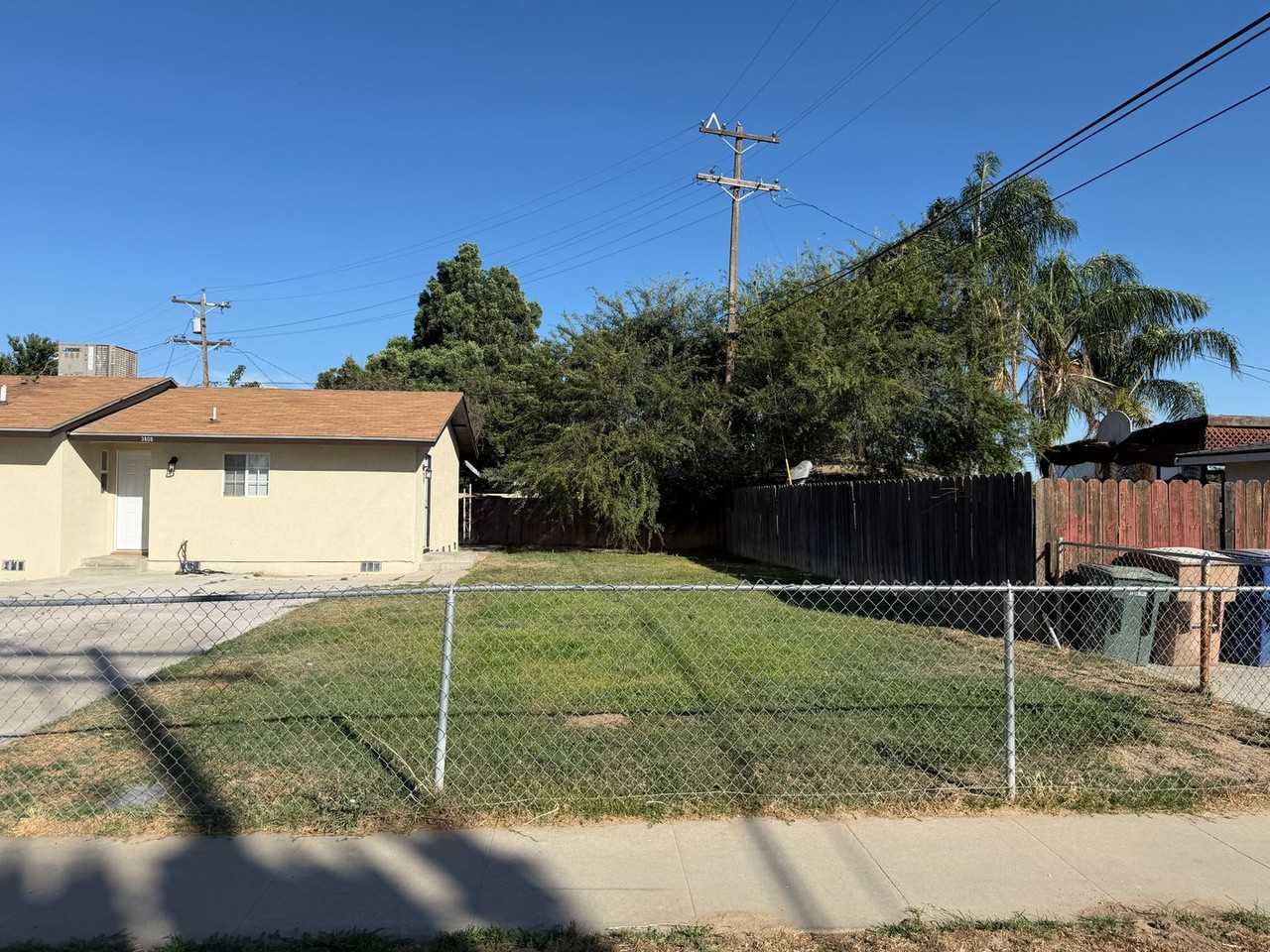 3608 Balboa Dr - Photo 3 of 47
