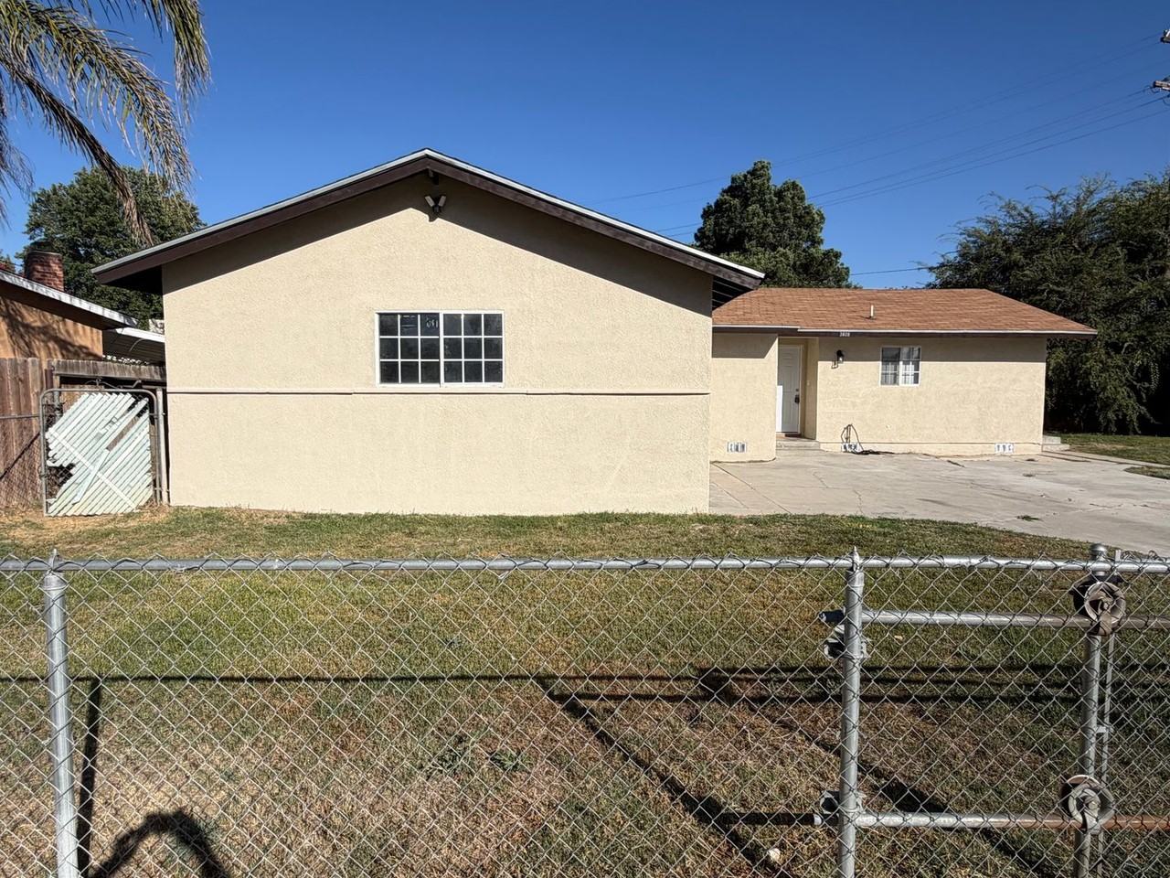 3608 Balboa Dr - Photo 4 of 47