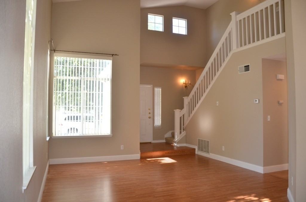 845 Shelborne Dr - Photo 6 of 13