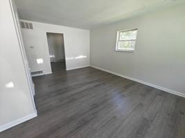 featured image of 647 W Franklin St