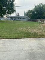 featured image of 529 Sharon Ave E