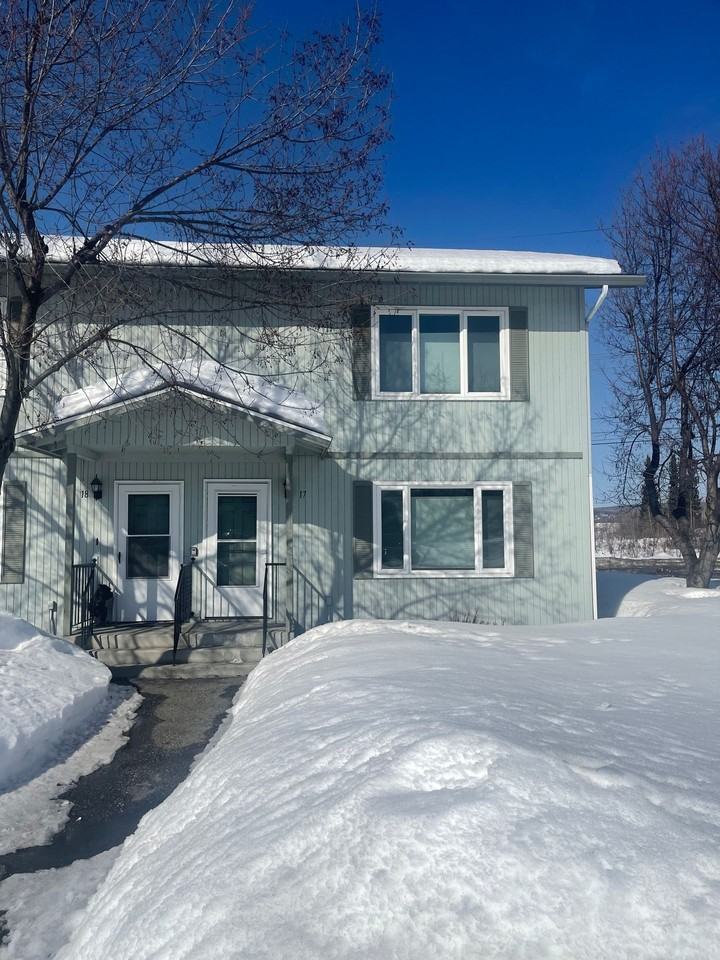1701 2nd Ave #17
