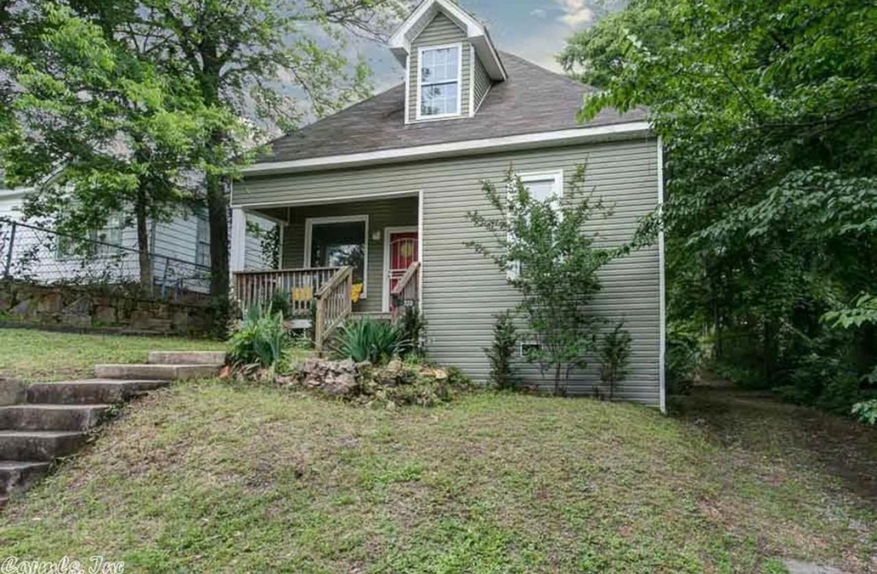 320 S Oak St - Photo 2 of 19