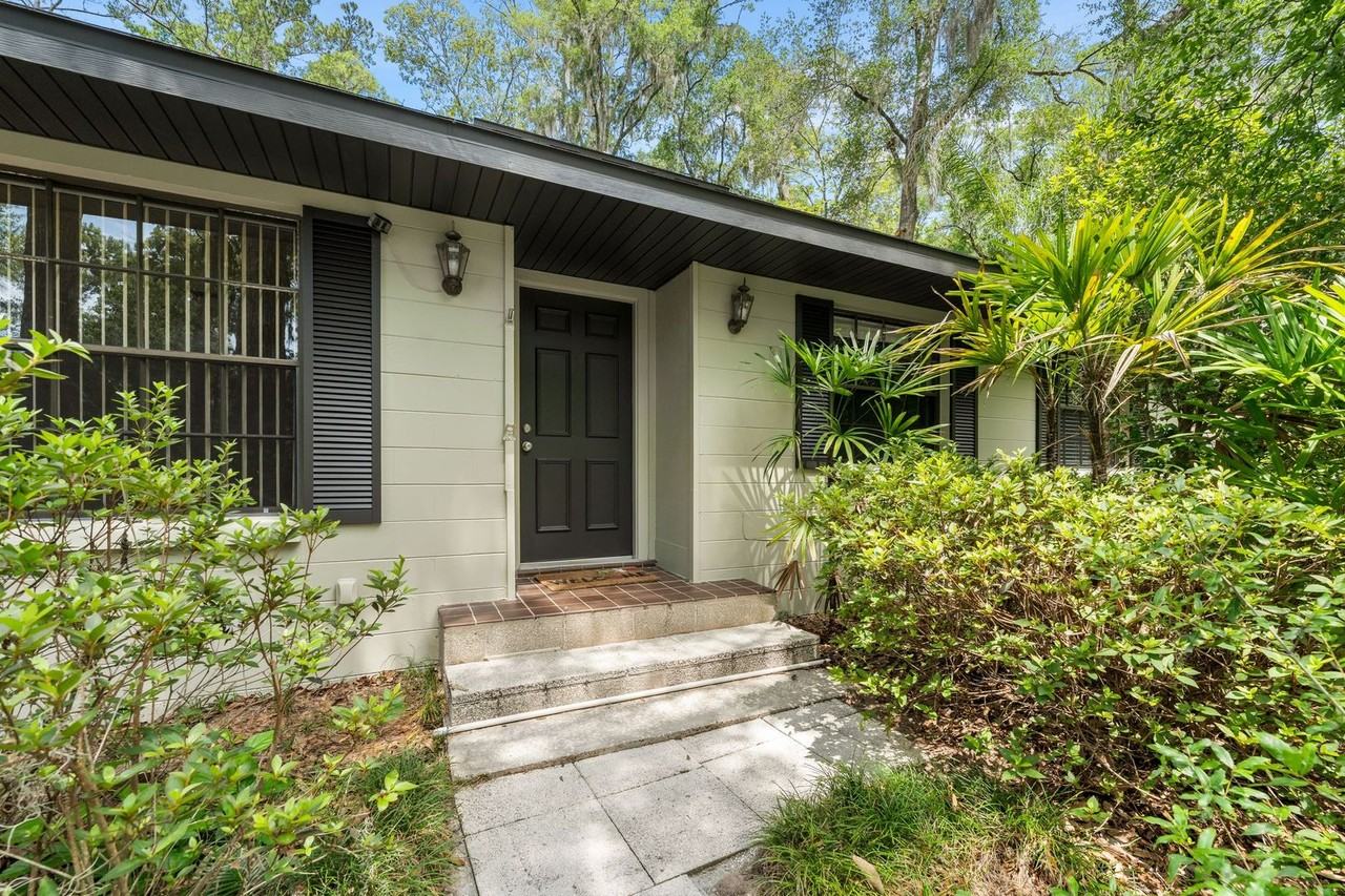 3106 Nw 38th St - Photo 2 of 42