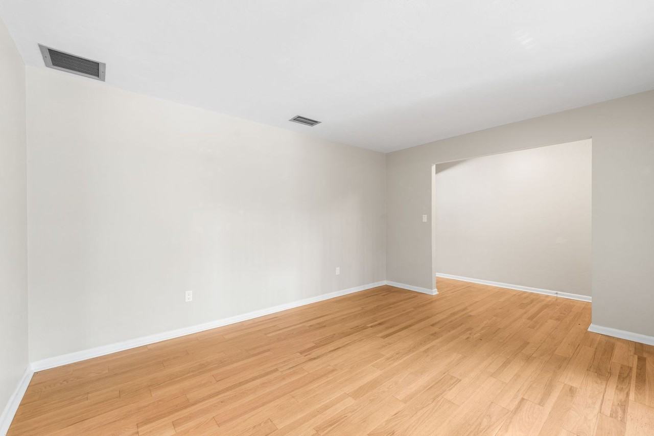 3106 Nw 38th St - Photo 7 of 42