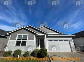 featured image of 1062 Chestnut St