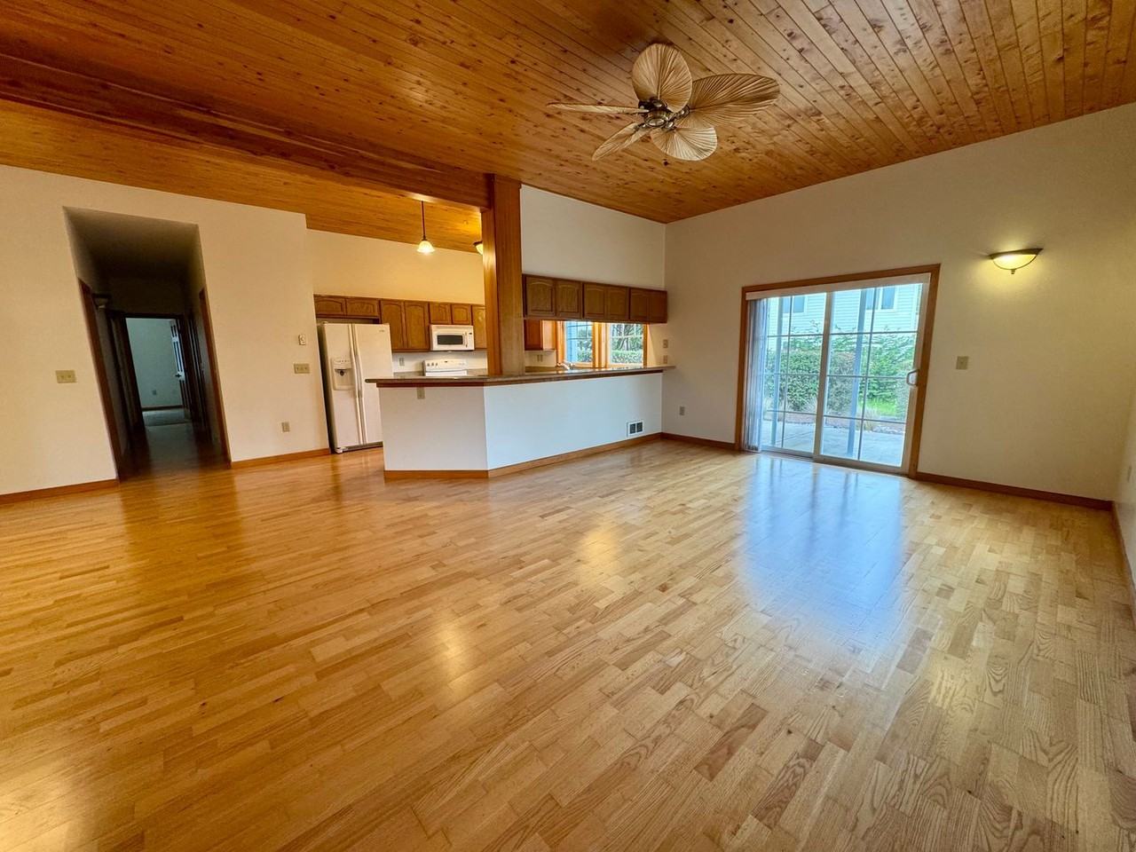 1311 Village Loop - Photo 2 of 23