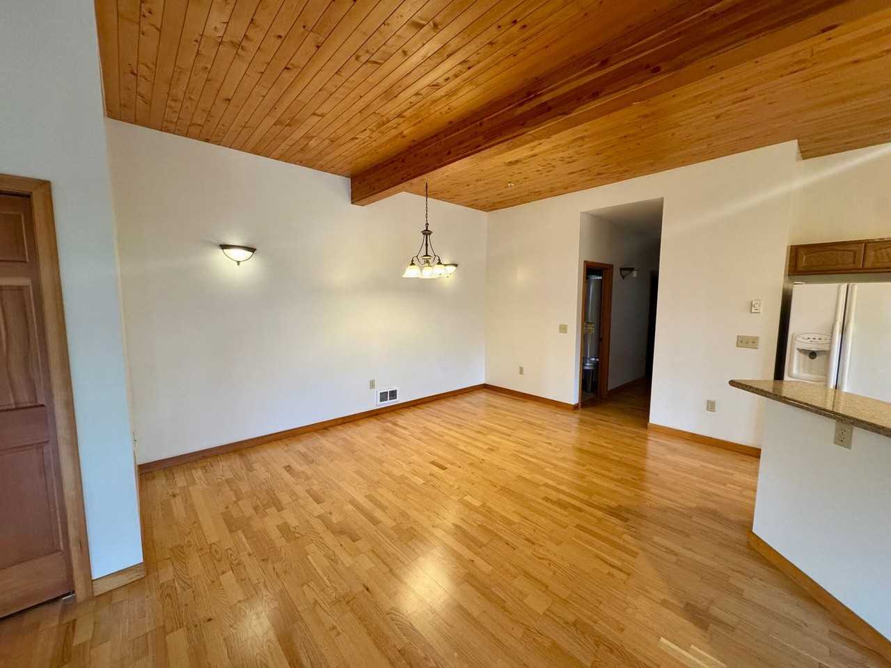 1311 Village Loop - Photo 4 of 23