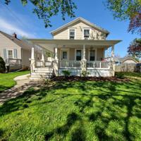 featured image of 2204 Saint Clair St