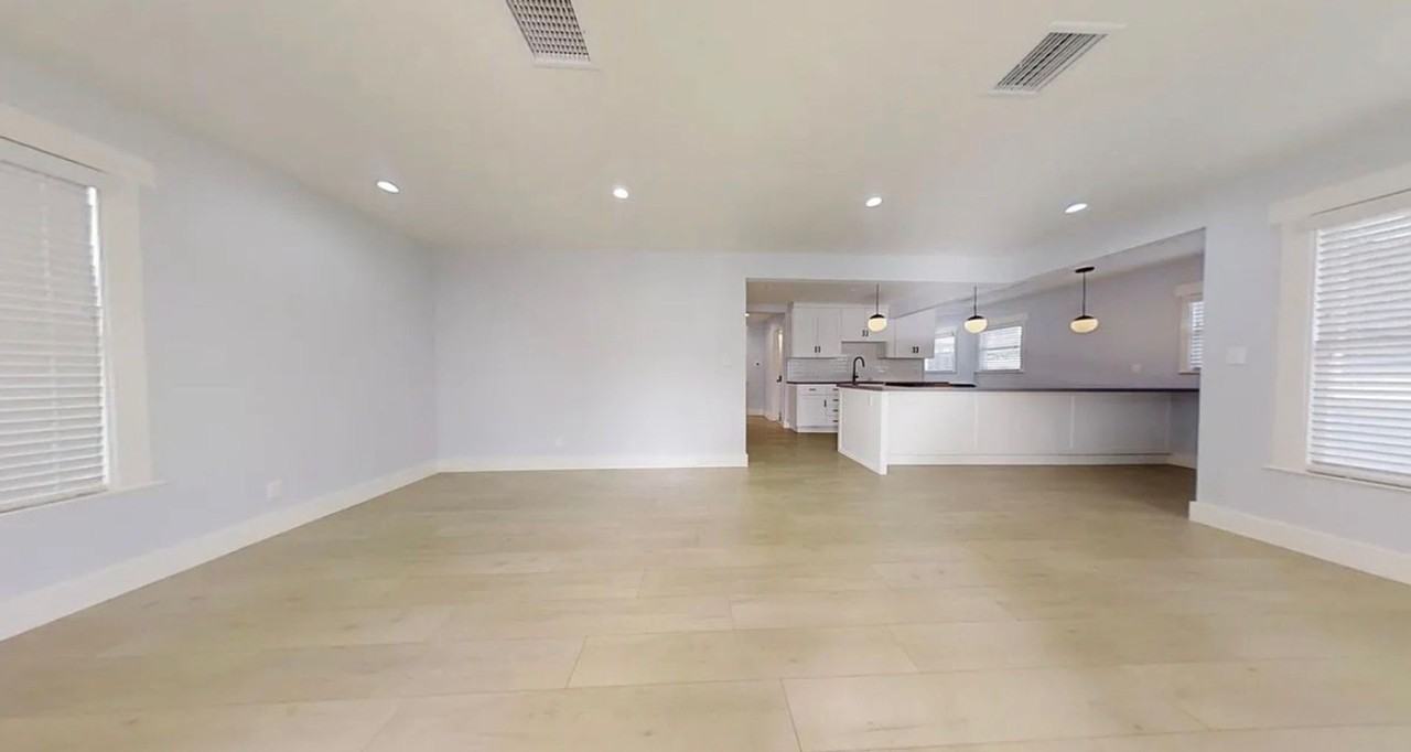 721 W Almond Ave - Photo 3 of 11