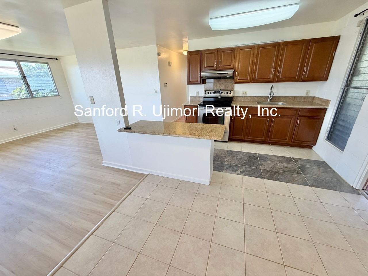 94-1032 Hiapo St - Photo 2 of 10