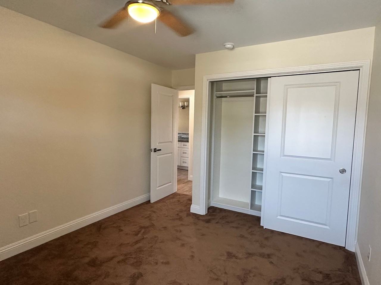 2322 E Vassar Dr - Photo 4 of 10