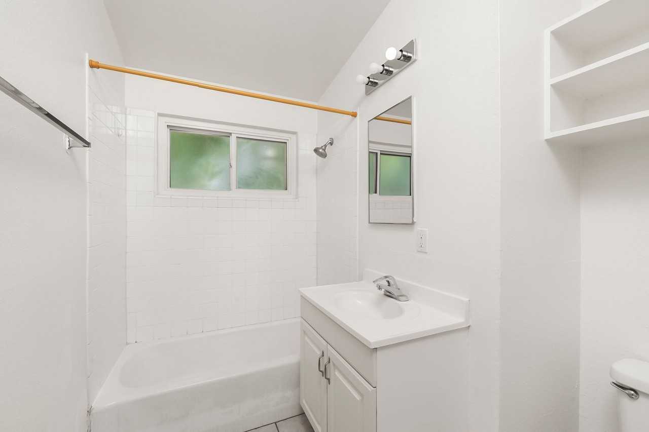 6436 Thomas Dr - Photo 7 of 14