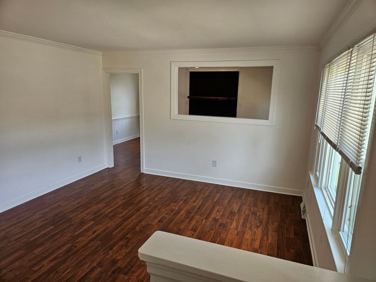 8402 Mcfaye Ave - Photo 7 of 34