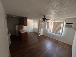 featured image of 1148 W 7th St