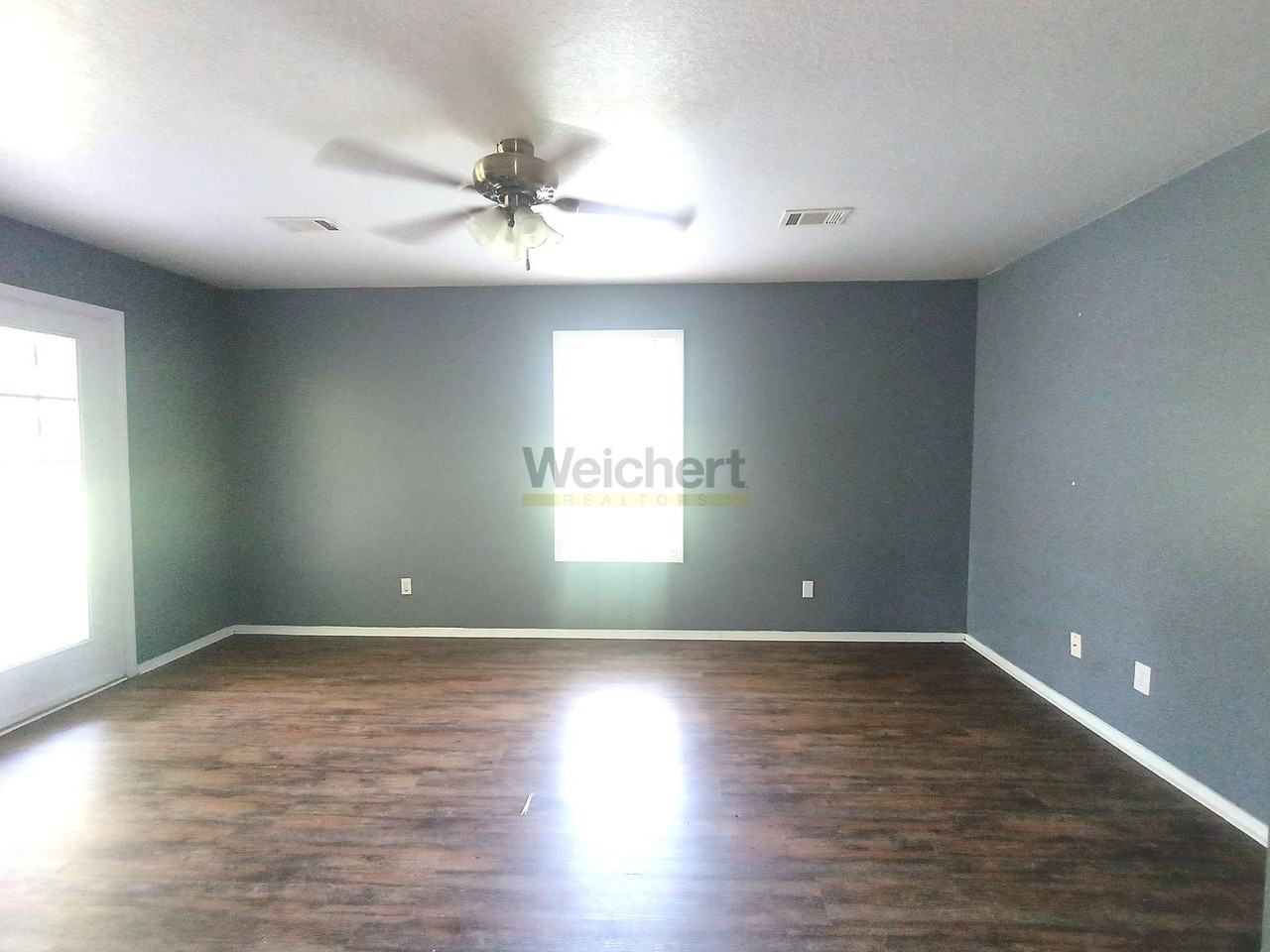 703 N 10th Ave - Photo 6 of 13