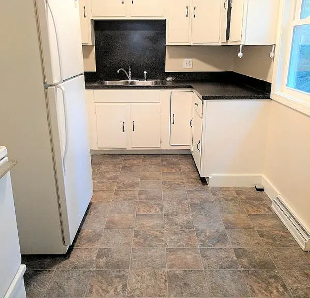 6630 Lafayette Ave - Photo 5 of 10