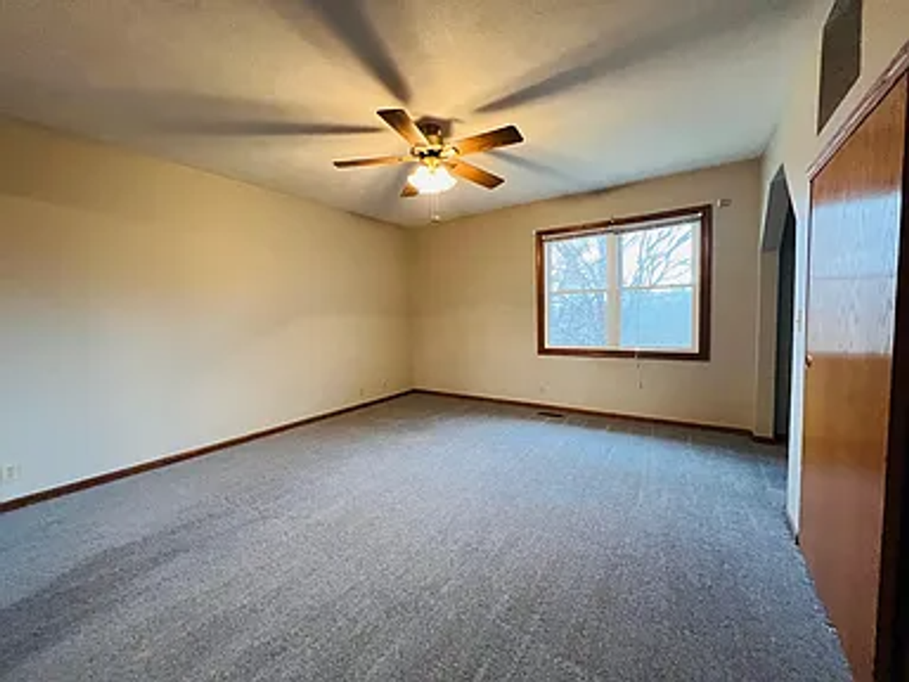5819 N 127th Avenue Cir - Photo 4 of 35