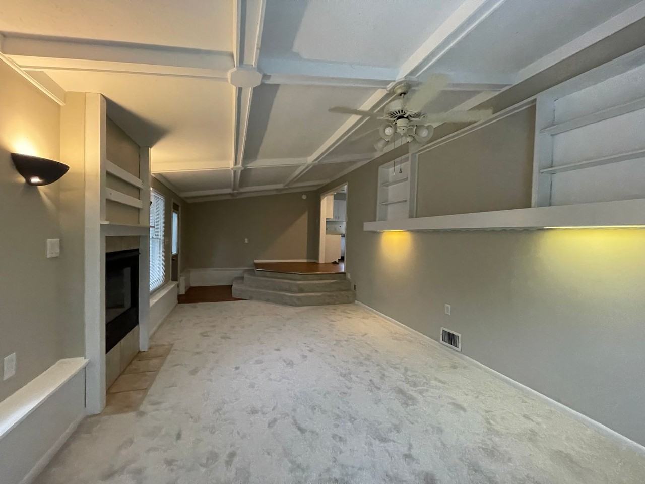 2132 S 48th Ave - Photo 4 of 11
