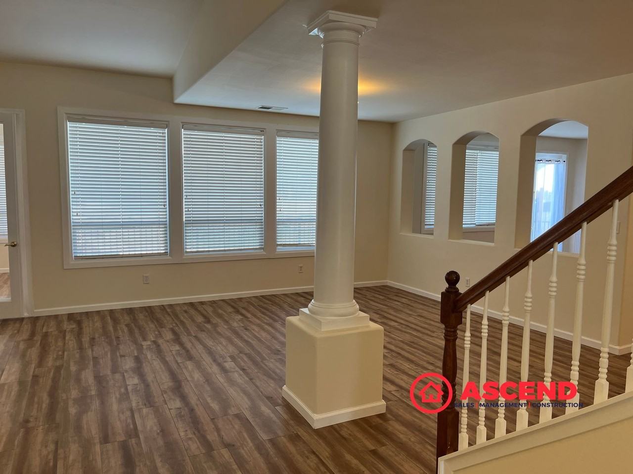 6806 Savannah Falls Dr - Photo 3 of 10