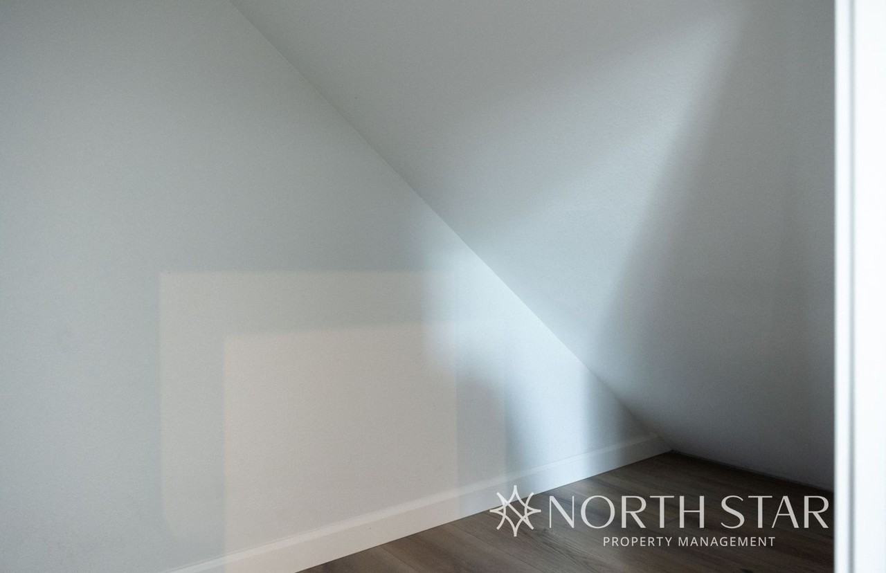 3042 Sw Obsidian Ln - Photo 6 of 23