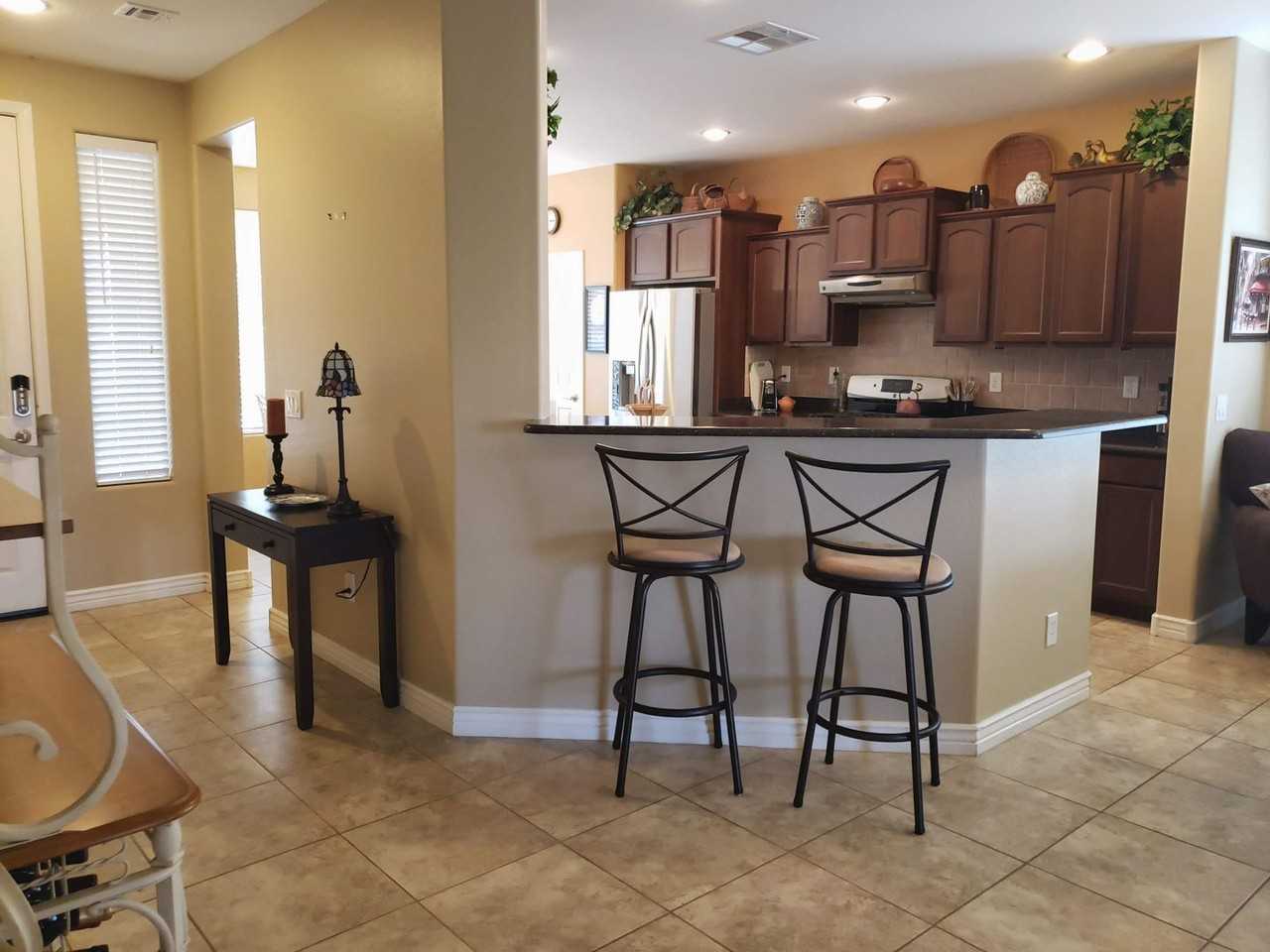 208 E Caribbean Dr - Photo 6 of 32