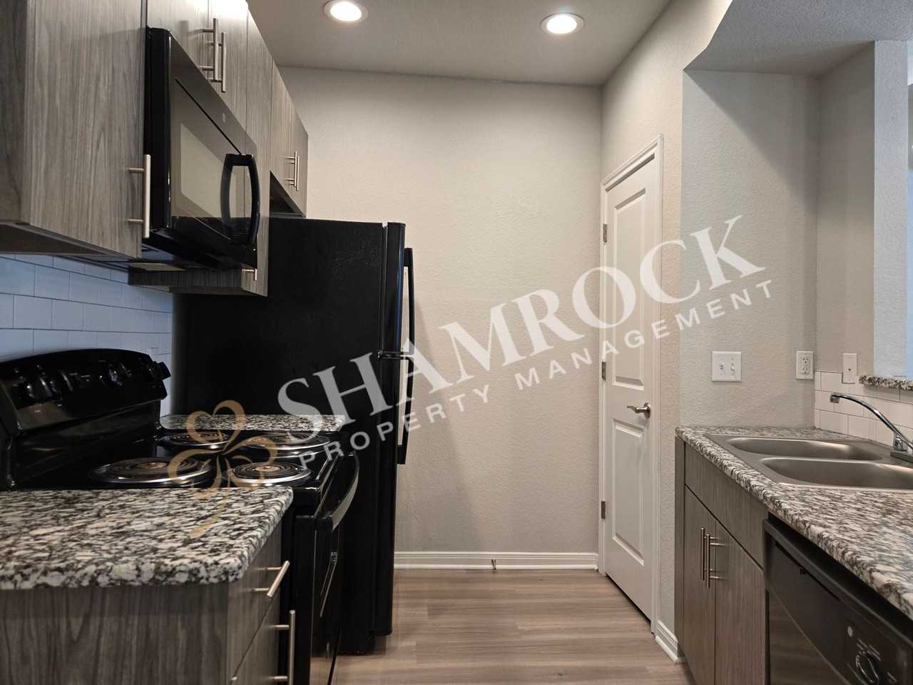 1307 Austin Ave #202 - Photo 3 of 13