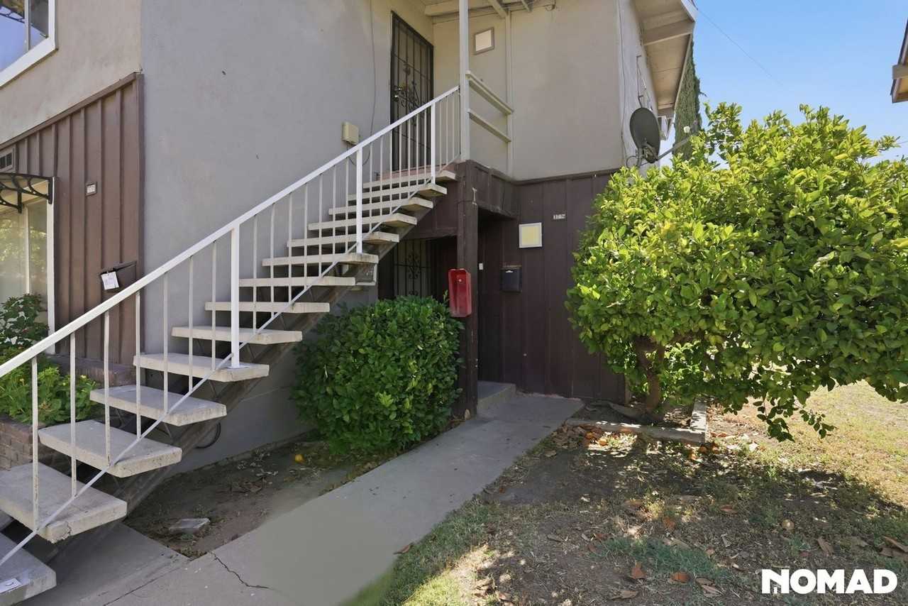 3704 N Abby St - Photo 2 of 35