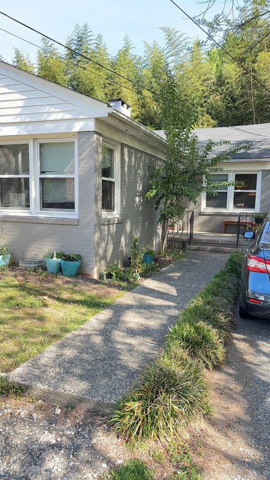 822 Green St