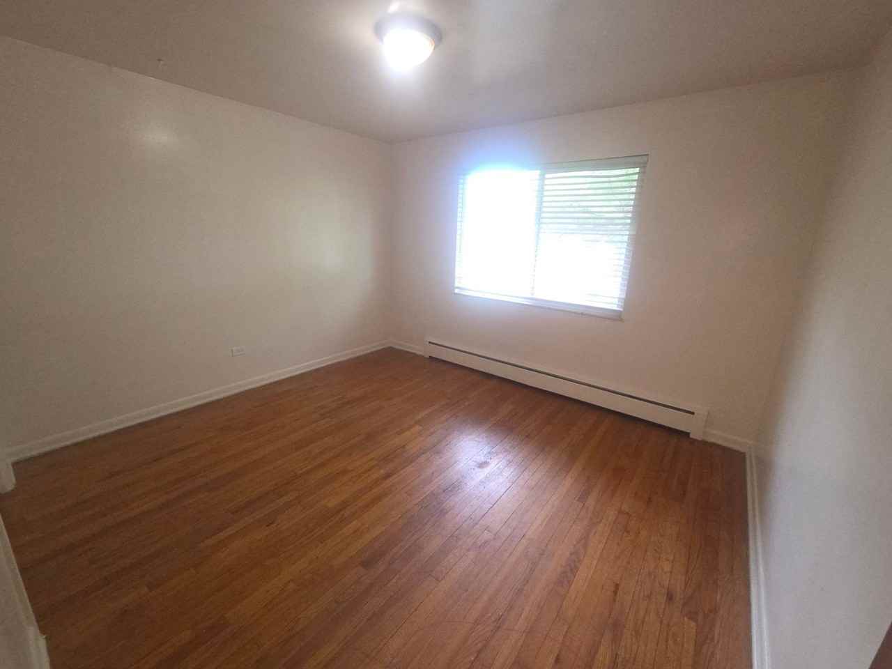 868 Forest St - Photo 7 of 13