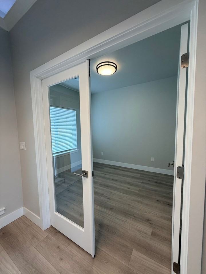 1808 Somers Ln - Photo 3 of 29