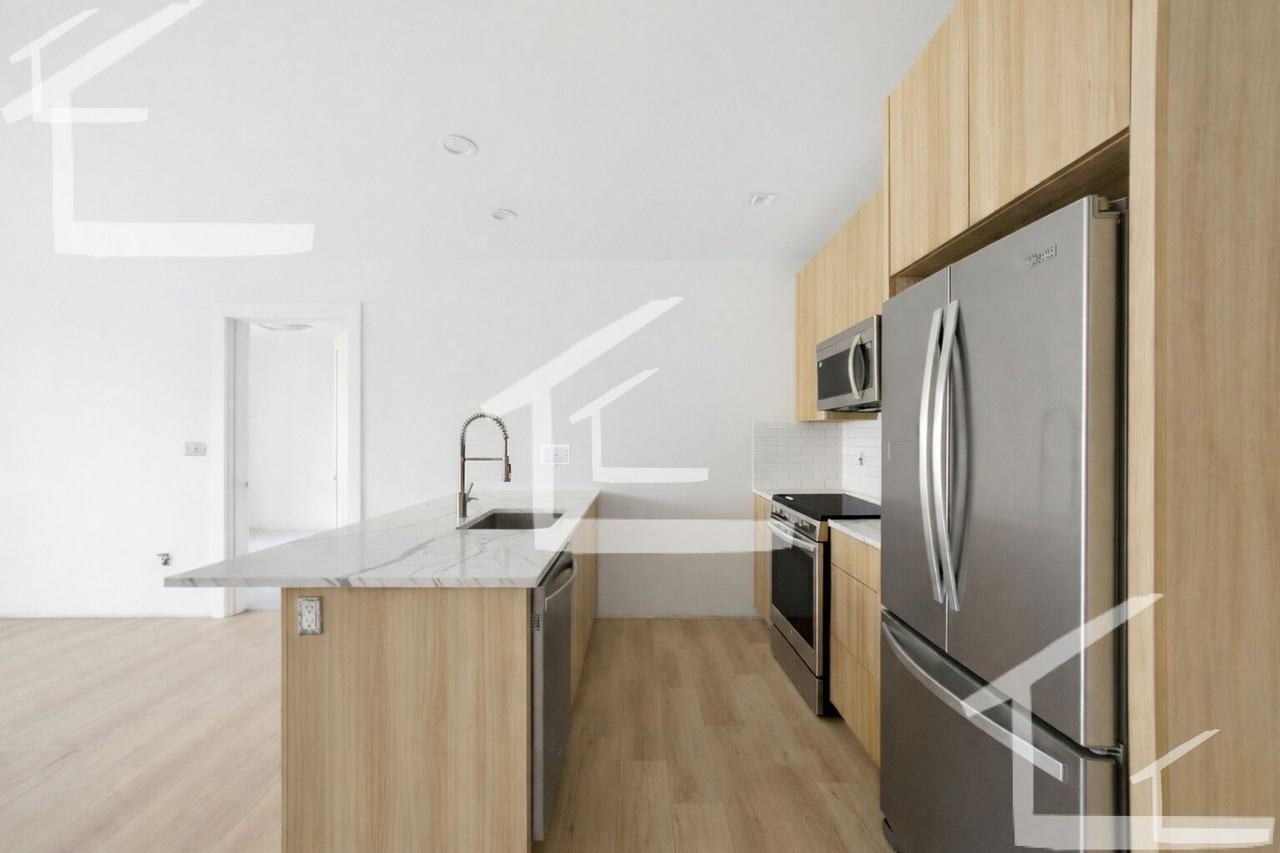 1031 Harry Agganis Way - Photo 4 of 8