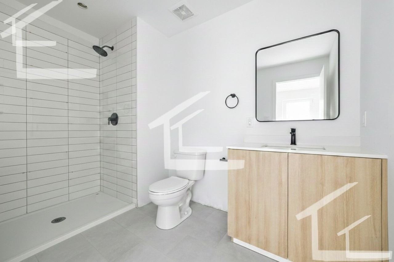 1041 Harry Agganis Way - Photo 7 of 7