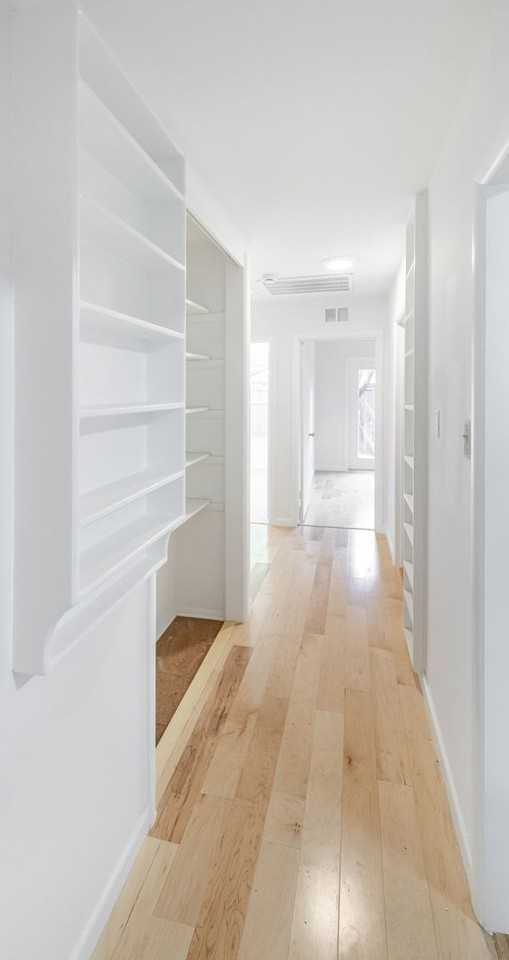 6202 Peggy St - Photo 6 of 15