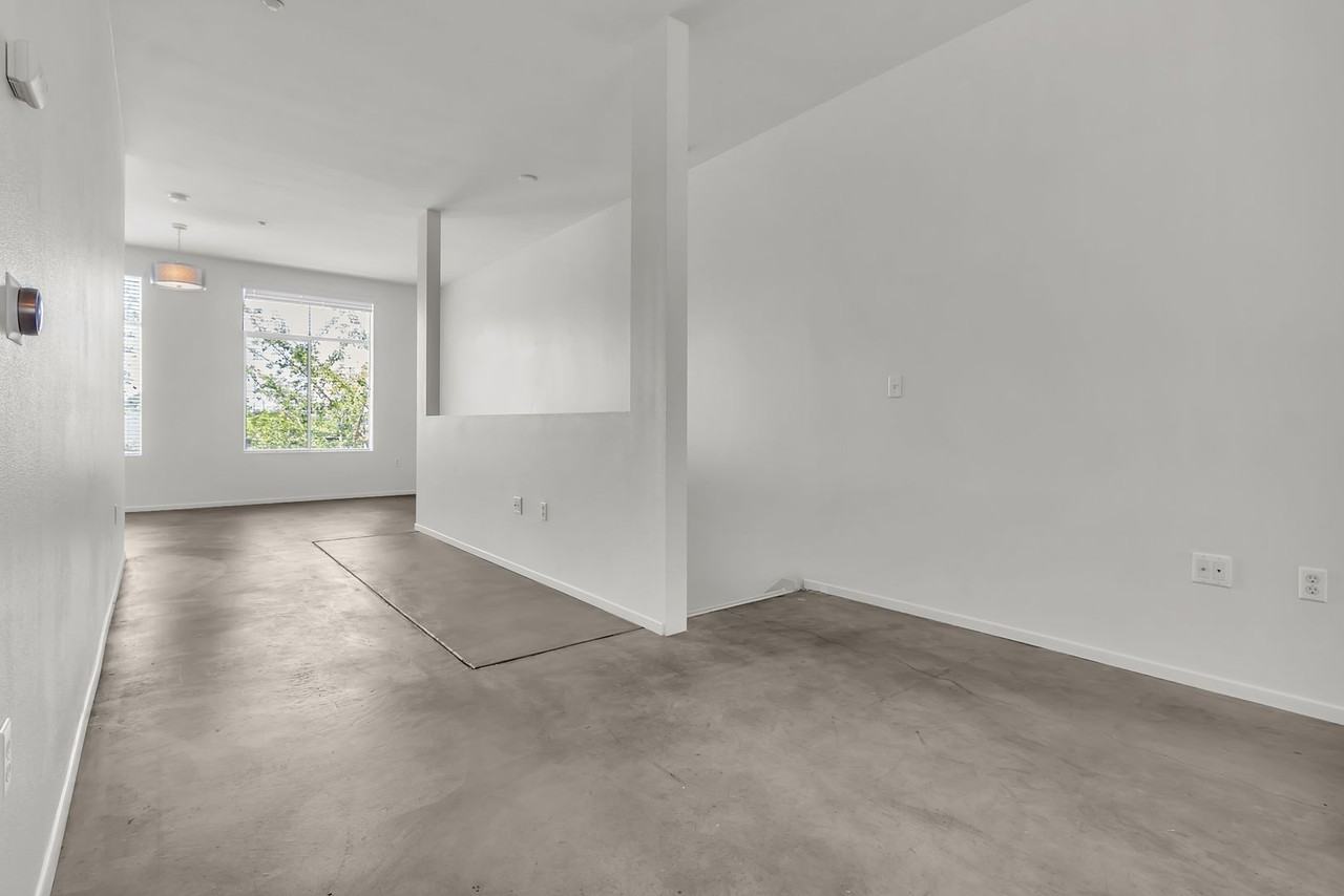 144 S Harbor Blvd #109 - Photo 4 of 23