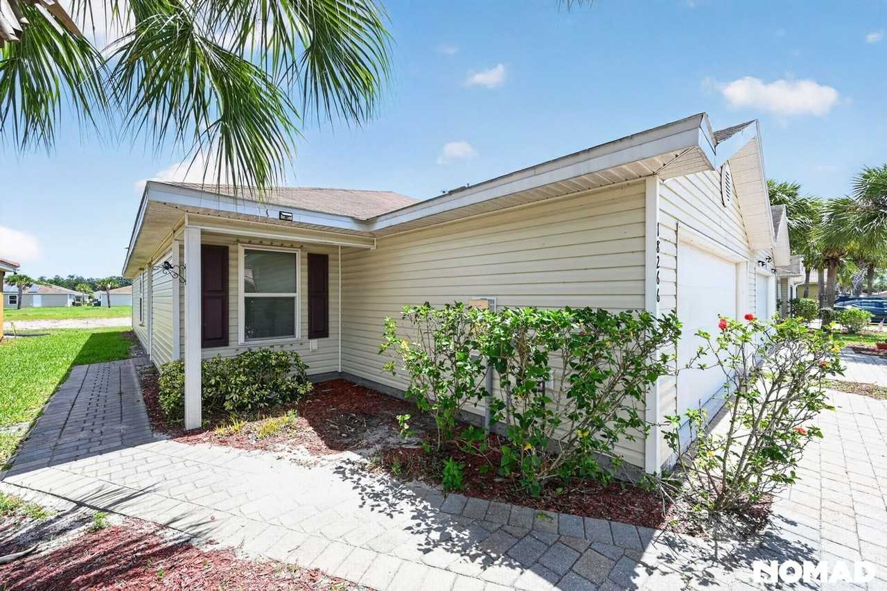 18266 Minorea Ln - Photo 2 of 34
