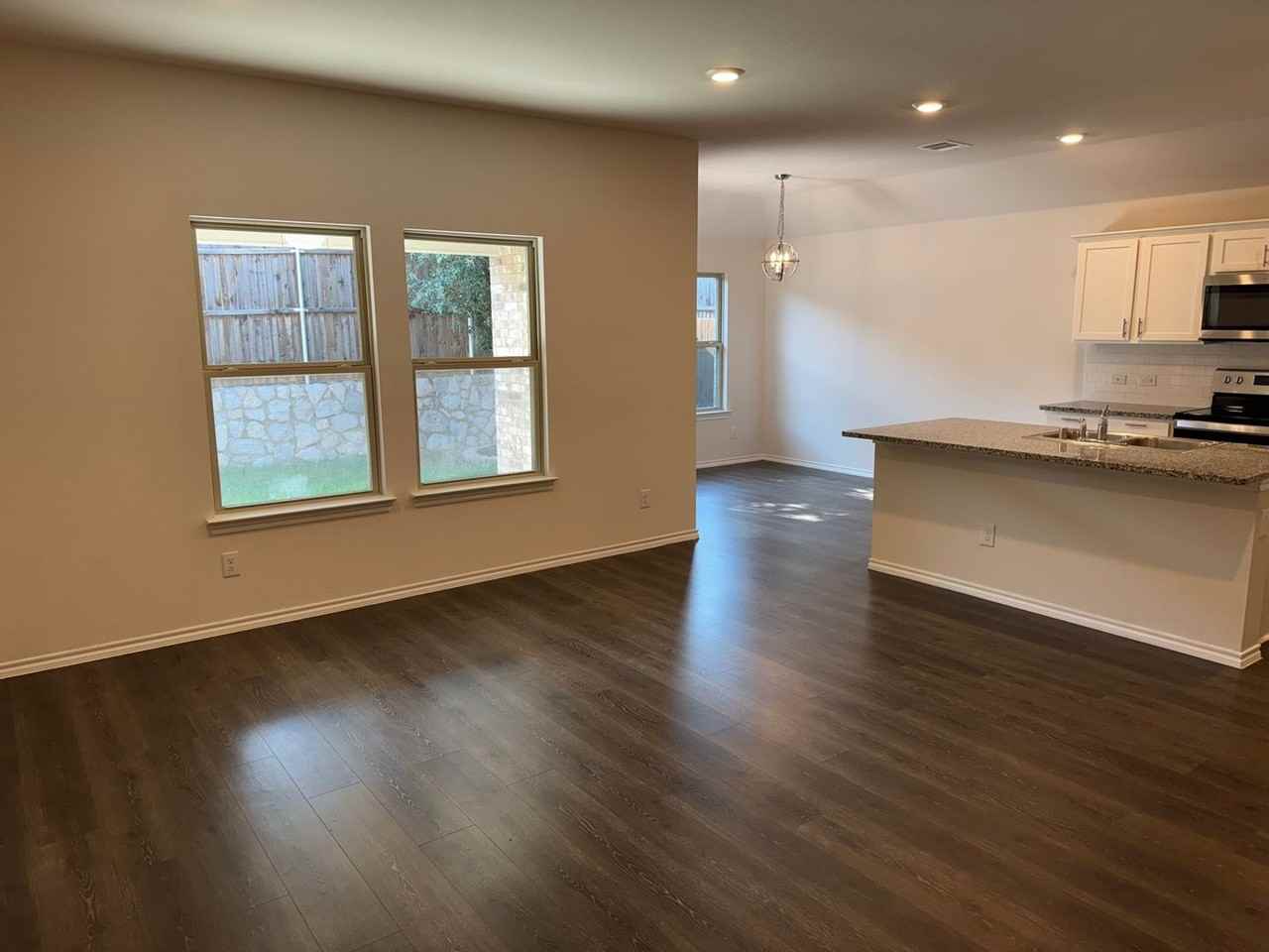 117 Dartmouth Ave - Photo 3 of 32