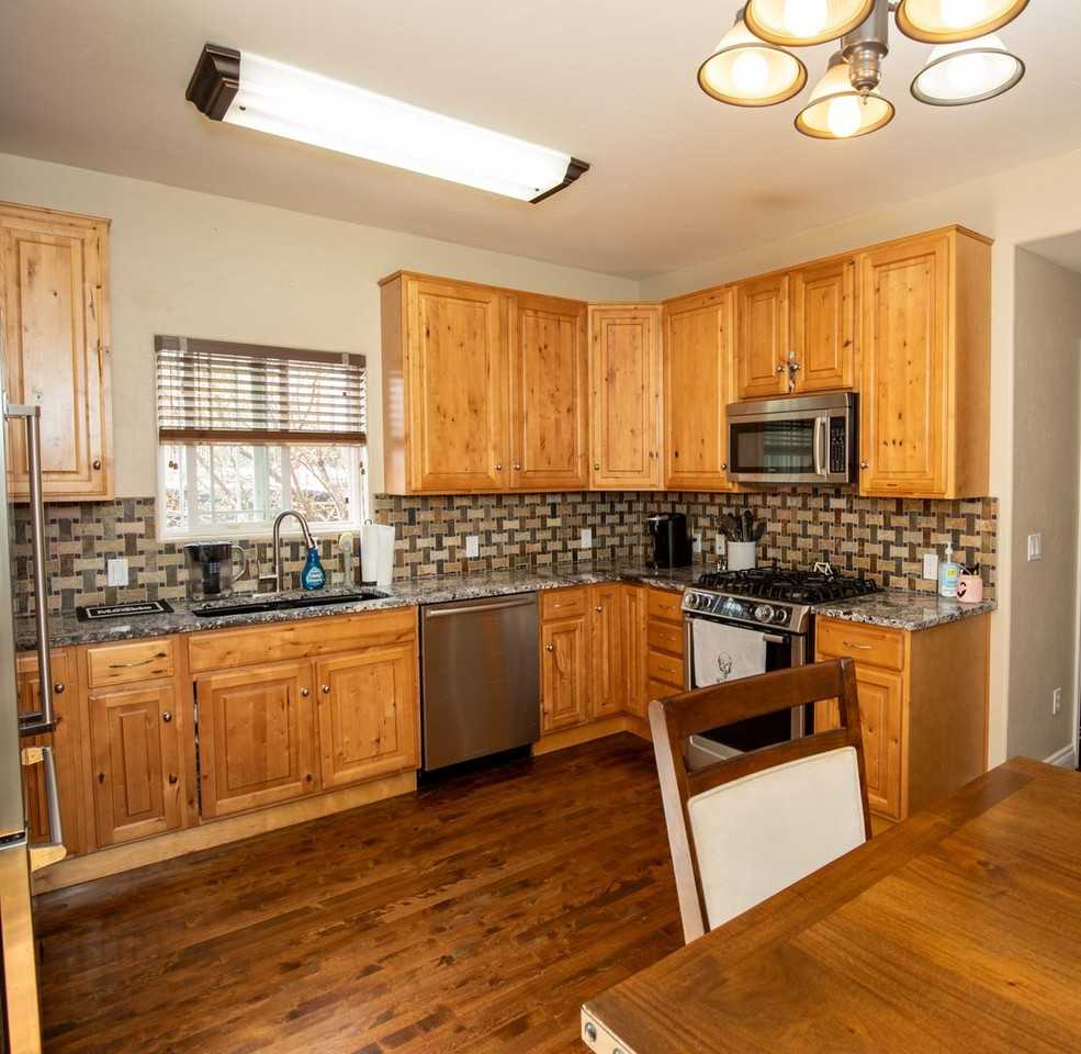 1510 York Rd #103 - Photo 5 of 26