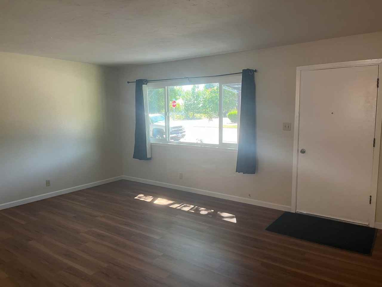 16881 Antelope St - Photo 6 of 19