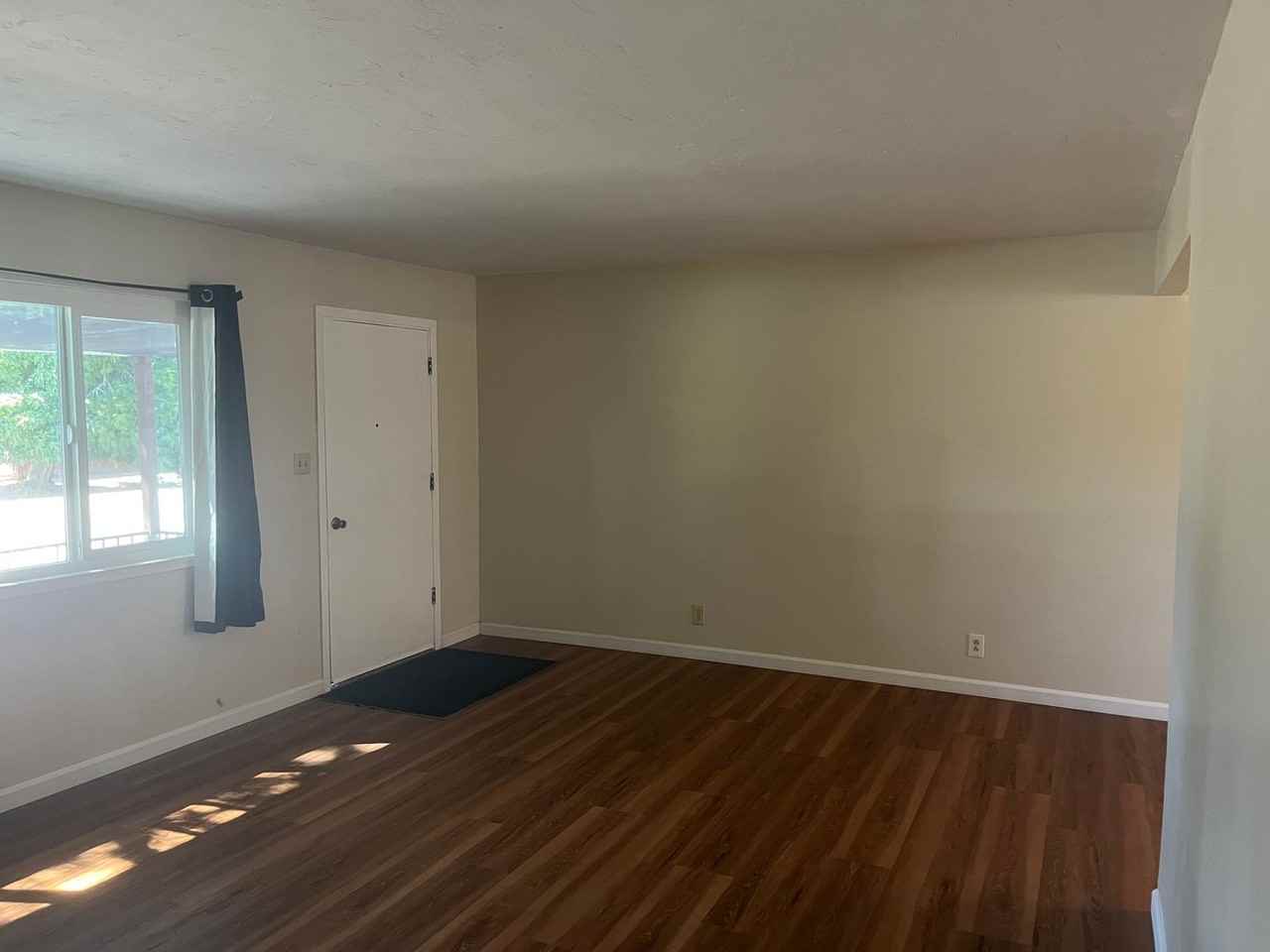 16881 Antelope St - Photo 7 of 19